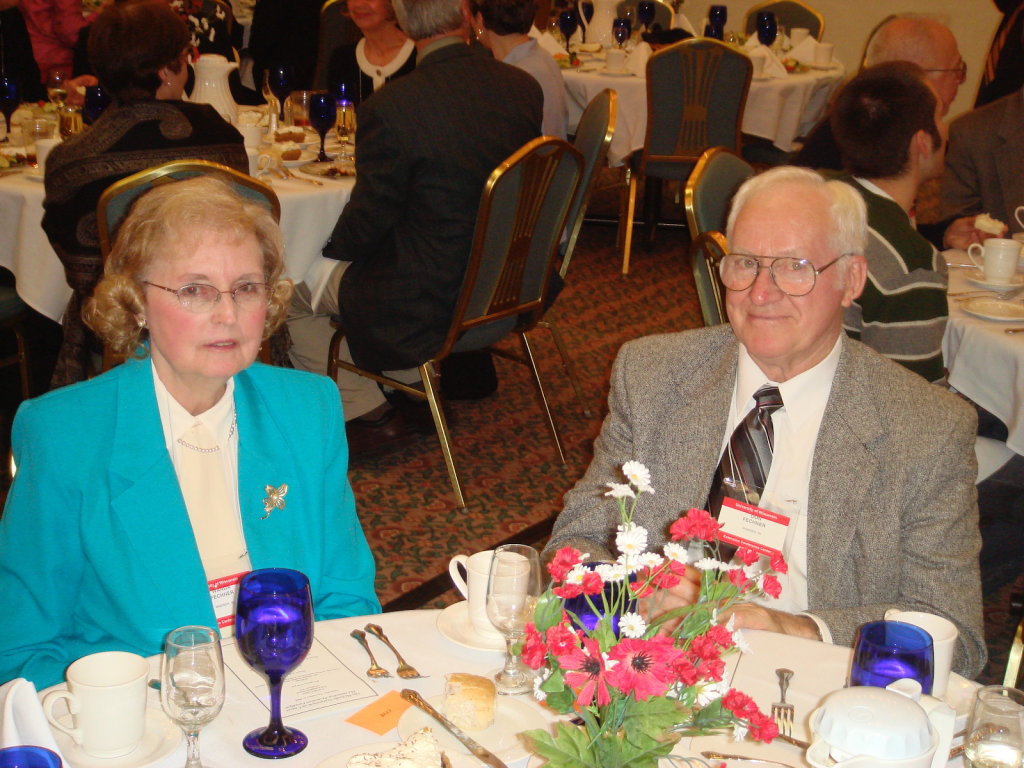 Don Fechner and wife Wanda sitting together